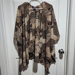 EARTHBOUND Floral Patterned Kimono